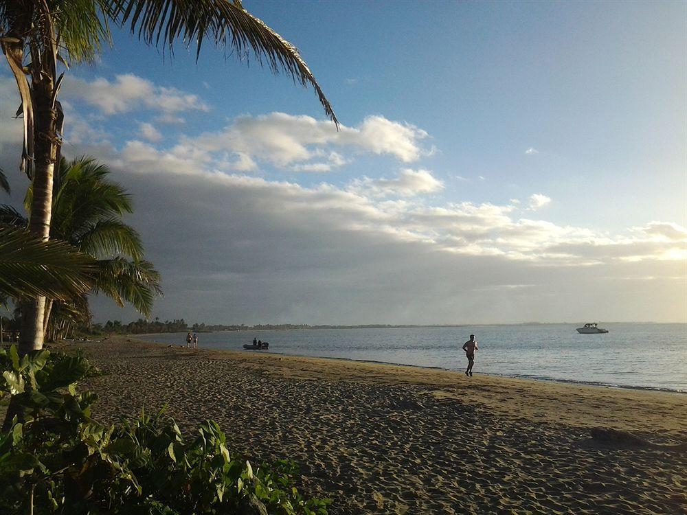 Travellers Beach Resort Nadi Exterior foto